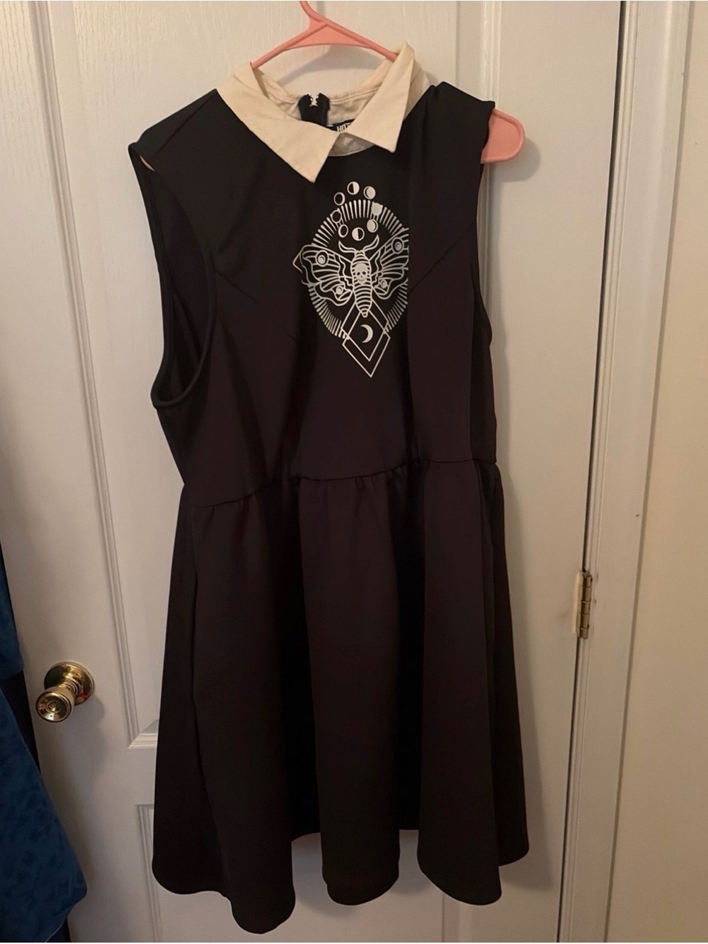 Hot Topic Black Sleeveless Dress with White Pointed Collar and Moth Print